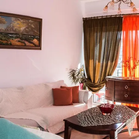 Vasiliki , Theseus Village , Heraklion *